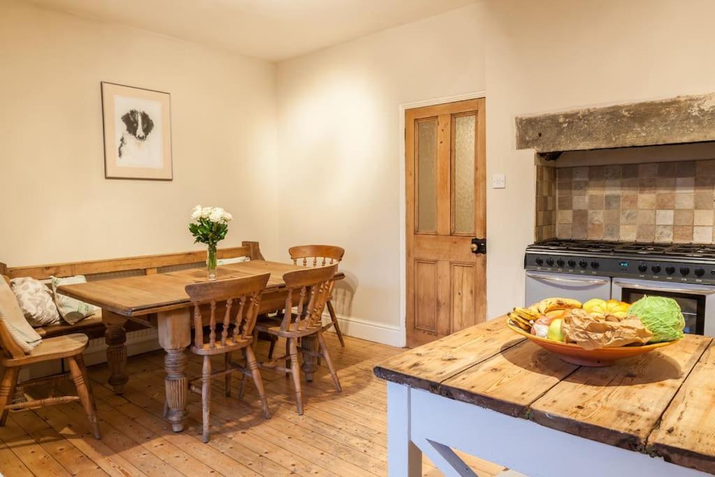 Villa Number 29, A Grade Two Listed House In Masham Esterno foto